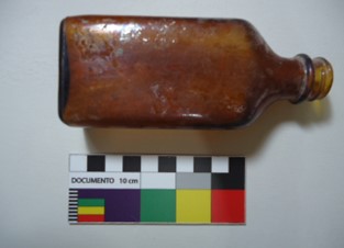 Acervo – Garrafa e vidro